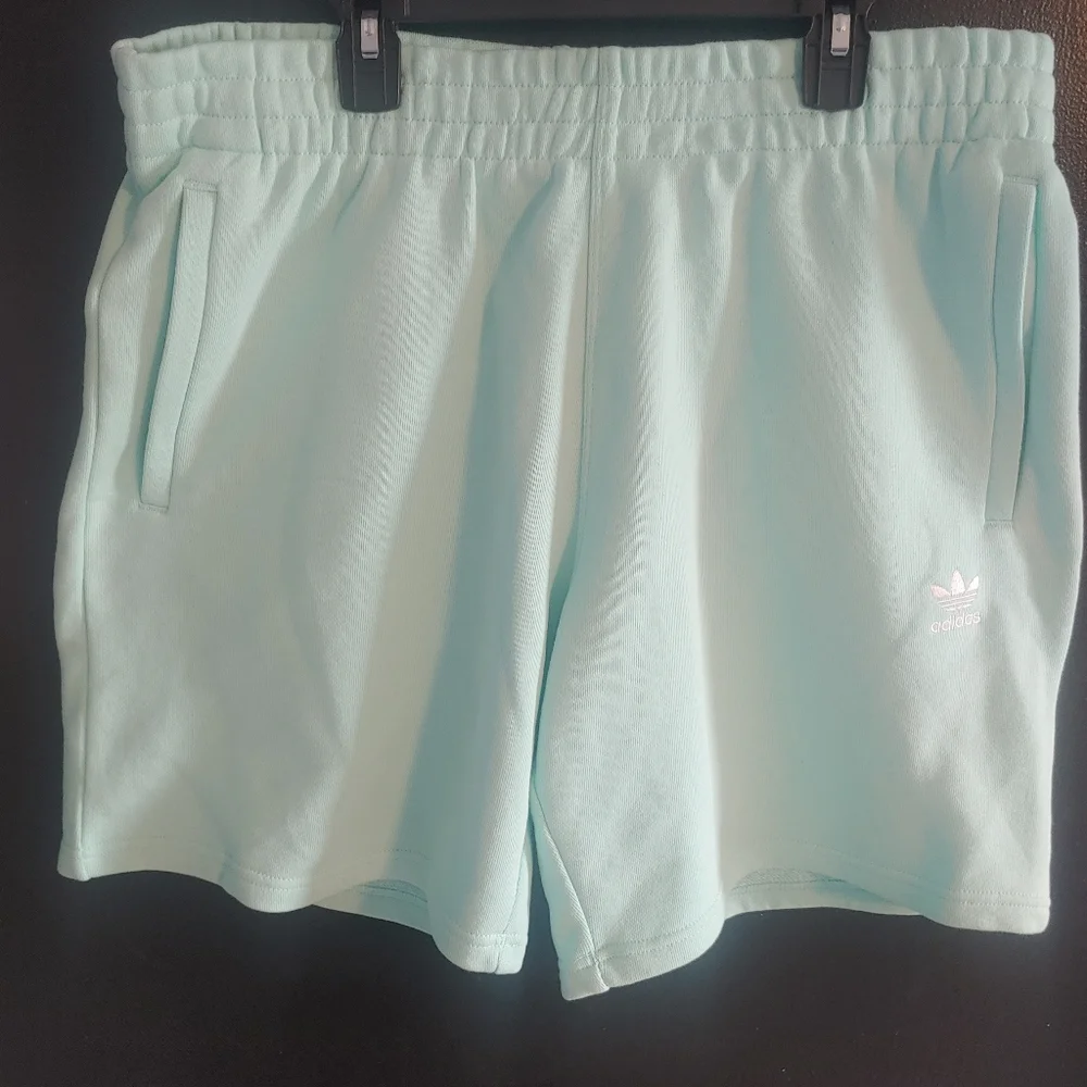 Adidas Shorts Sweat shorts BRAND NEW Men's - Picture 12 of 12